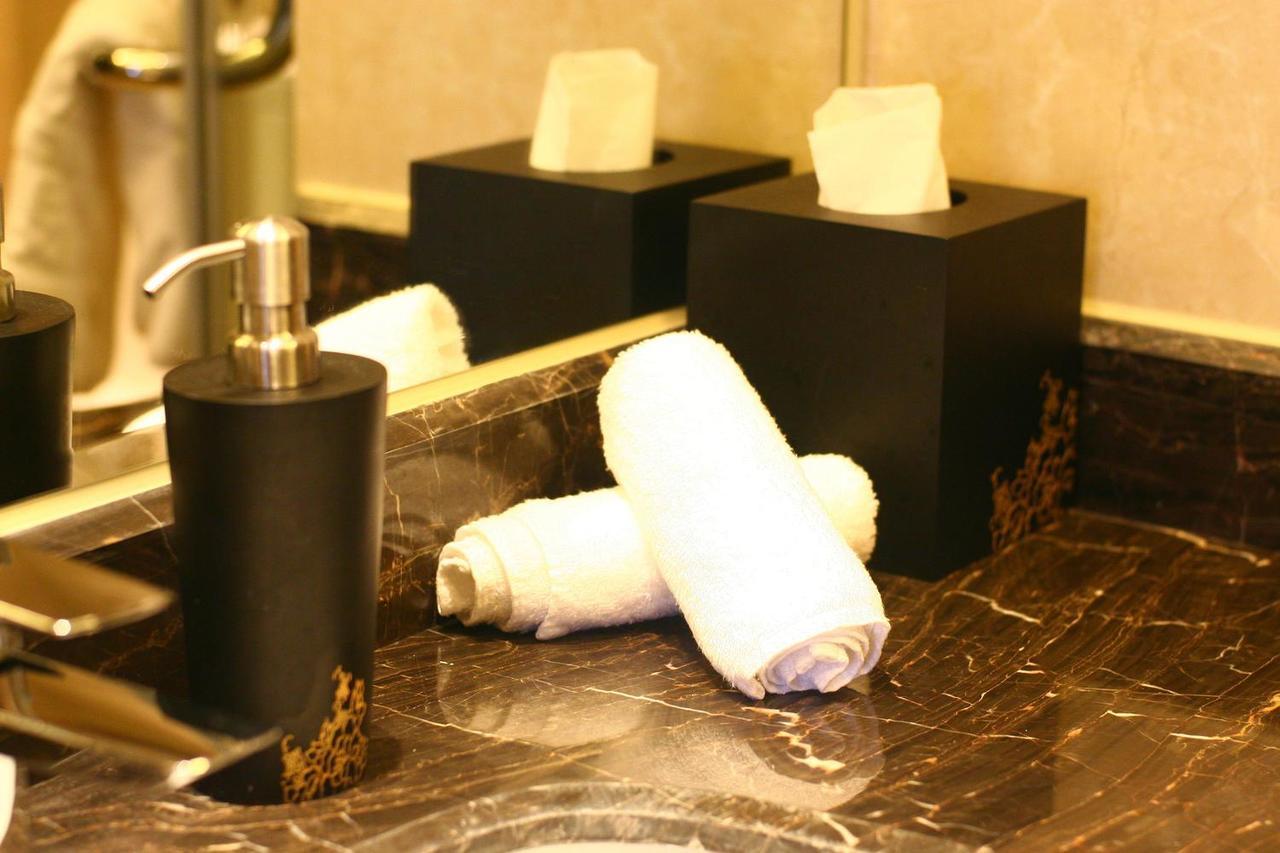 Hengna International Hotel อี้วู ภายนอก รูปภาพ