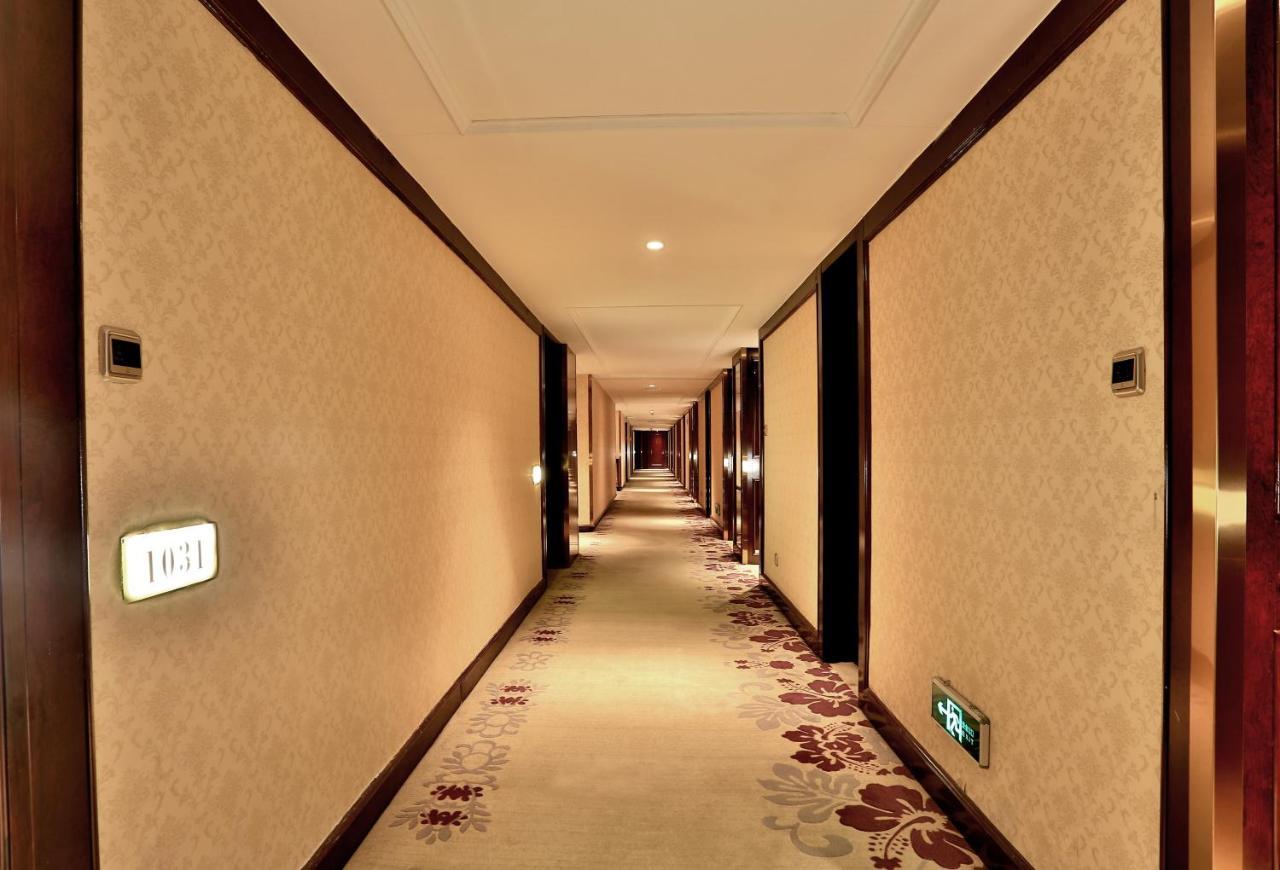 Hengna International Hotel อี้วู ภายนอก รูปภาพ